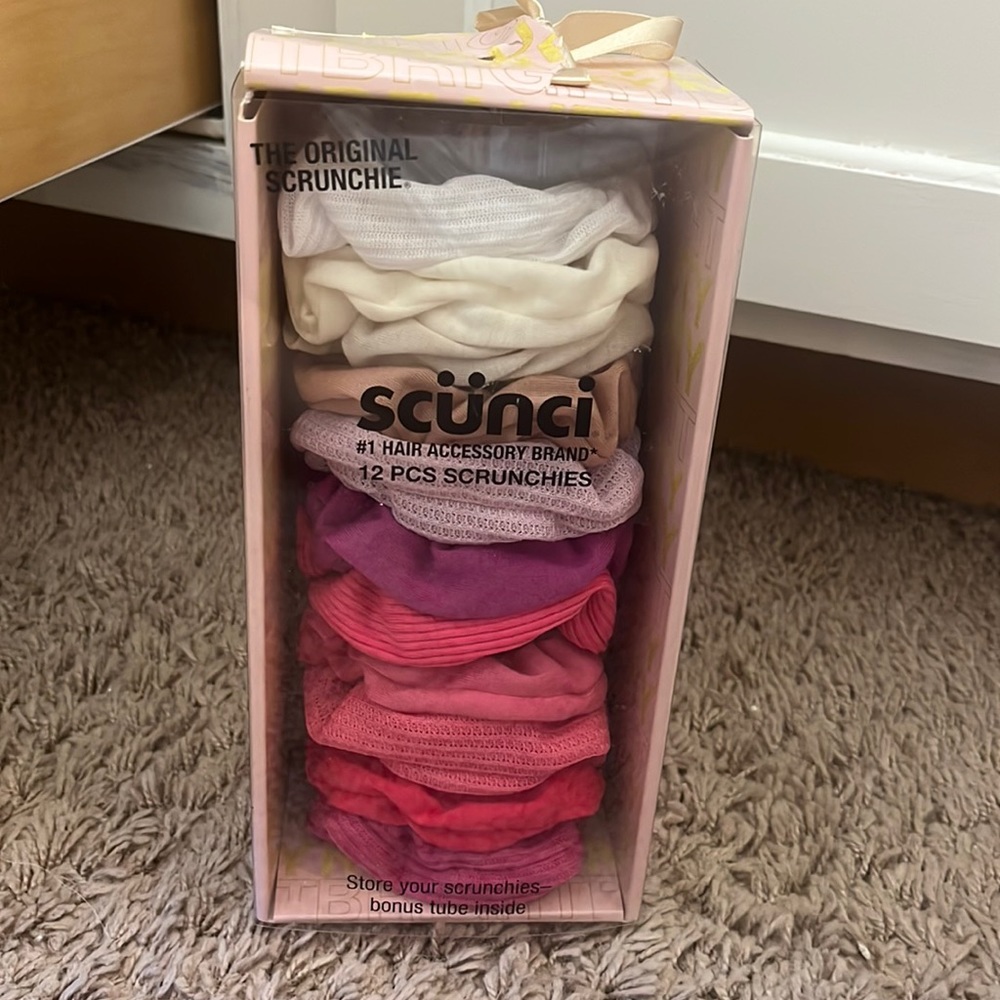 11 pack of scrunchies